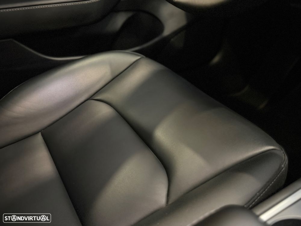 Tesla Model 3 Standard RWD - 11