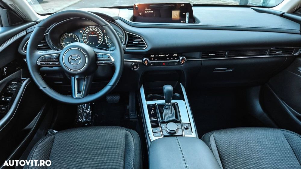 Mazda CX-30 - 11