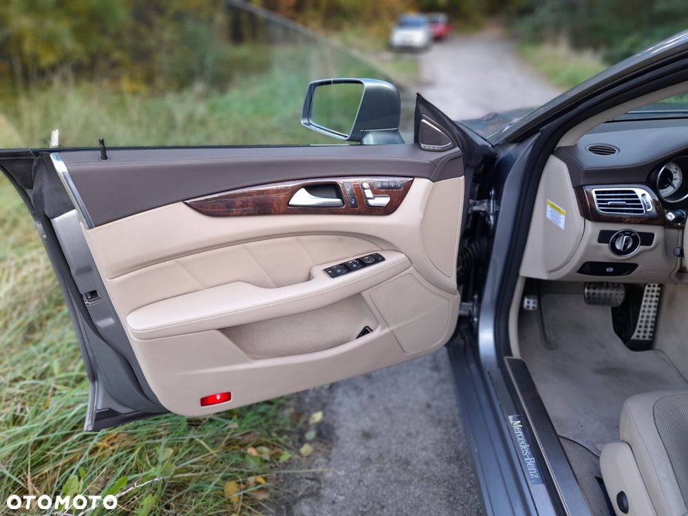 Mercedes-Benz CLS 500 4Matic 7G-TRONIC - 10