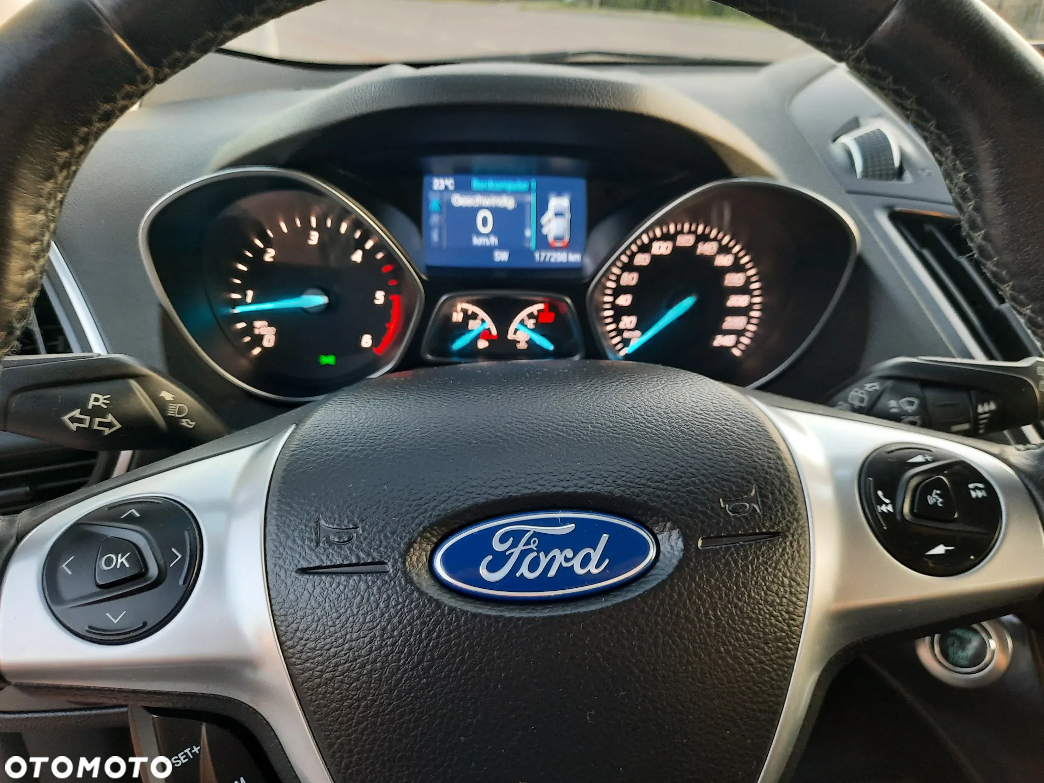 Ford Kuga 2.0 TDCi 2x4 Individual - 28