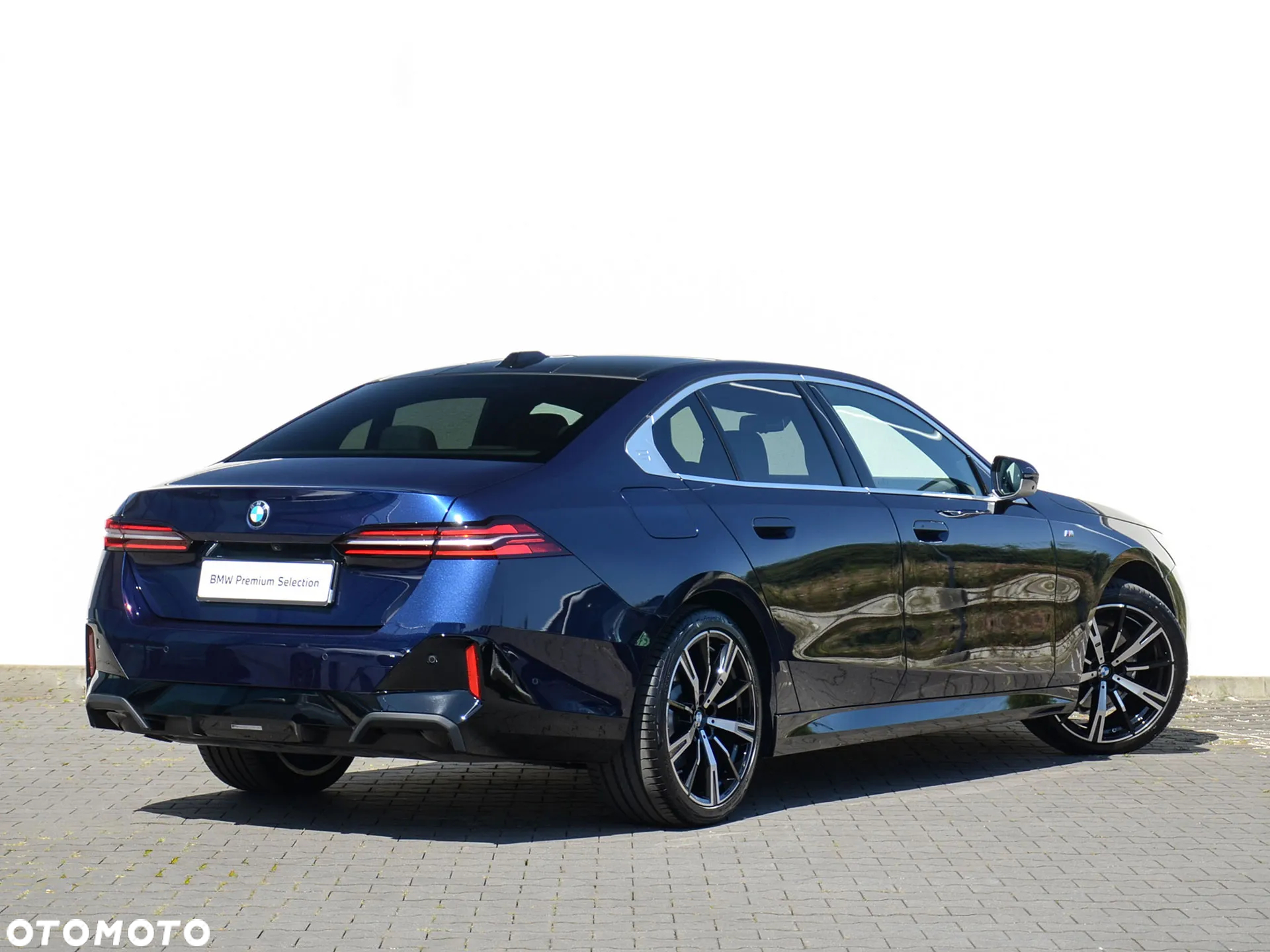 BMW Seria 5 520d xDrive - 2