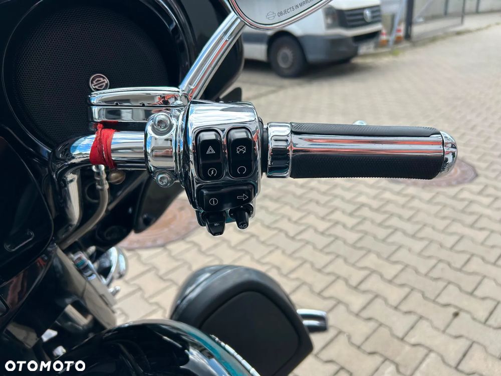 Harley-Davidson FLHTCU Ultra - 37