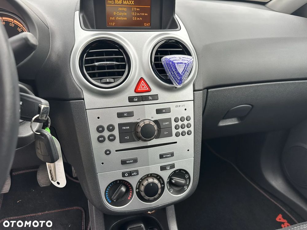 Opel Corsa 1.4 16V Satellite - 26