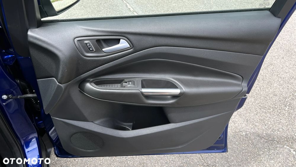 Ford Kuga 2.0 TDCi 4WD Titanium - 30