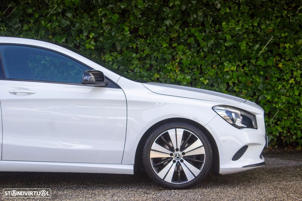 Mercedes-Benz CLA 180 7G-DCT UrbanStyle Edition - 5