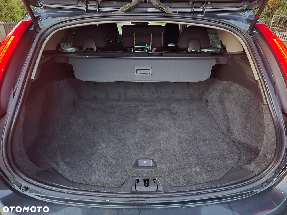 Volvo V60 D3 Drive-E Momentum - 20