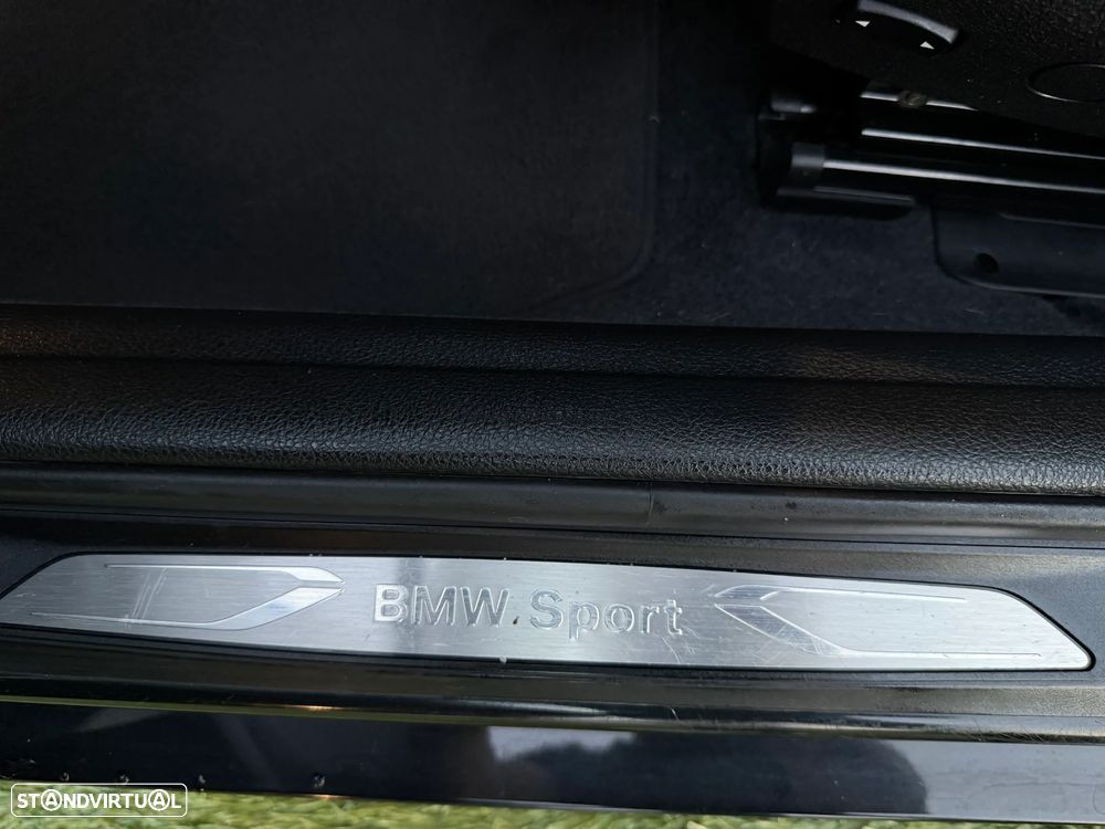BMW 116 d EDynamics Line Sport - 31