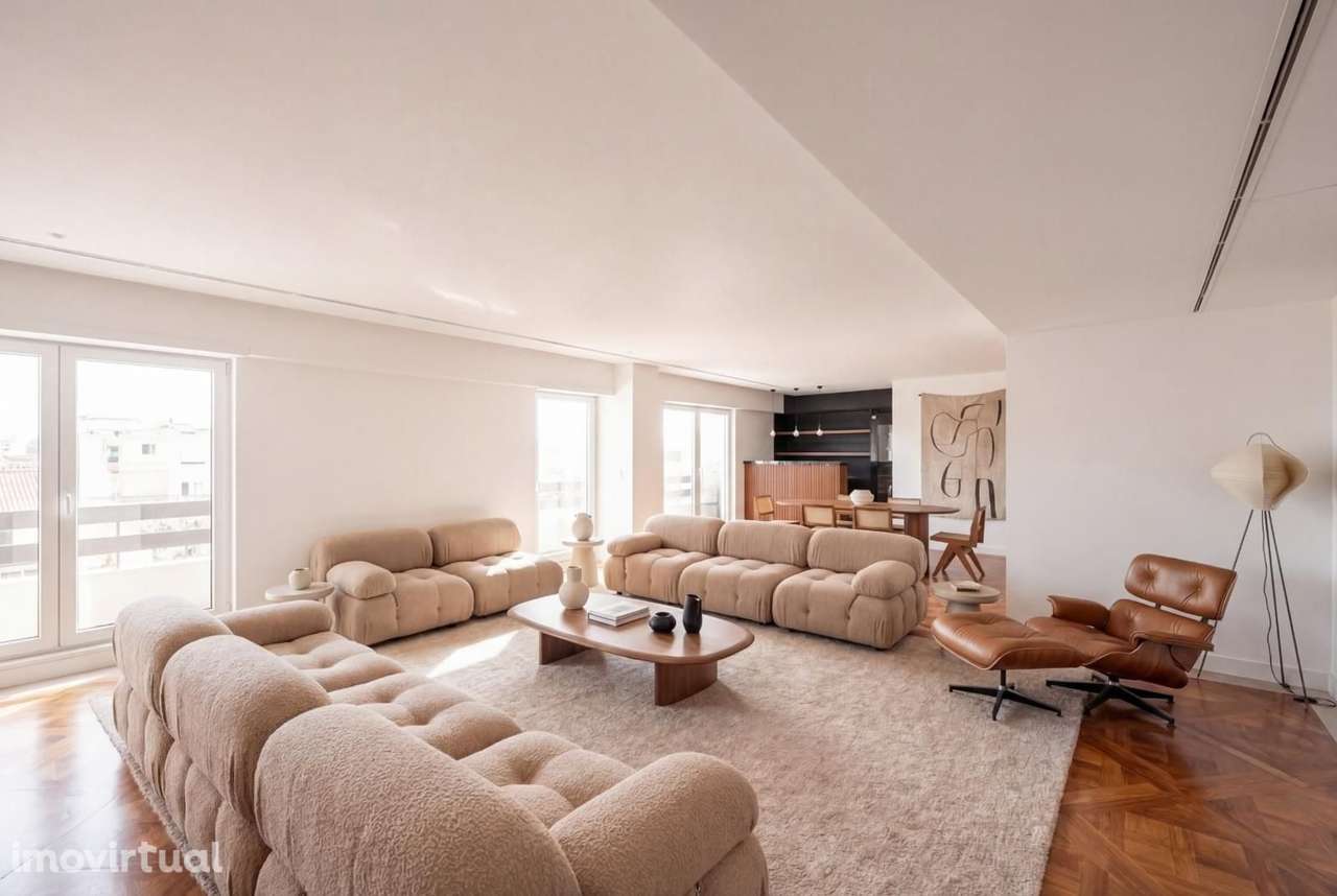 Apartamento T4 com estacionamento, Laranjeiras, Lisboa - Grande imagem: 4/31