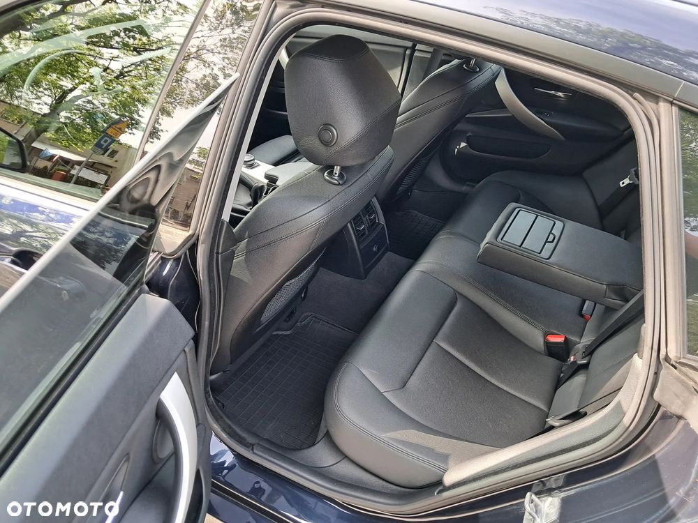 BMW Seria 4 418d Gran Coupe - 27