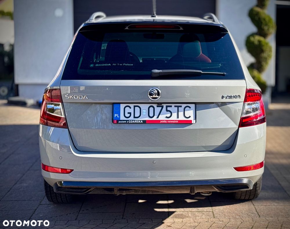 Skoda Fabia 1.0 Style Color - 3