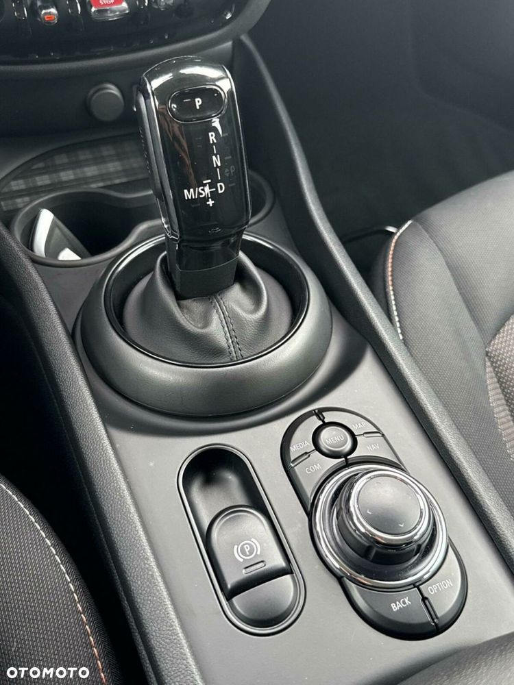 MINI Clubman Cooper - 17