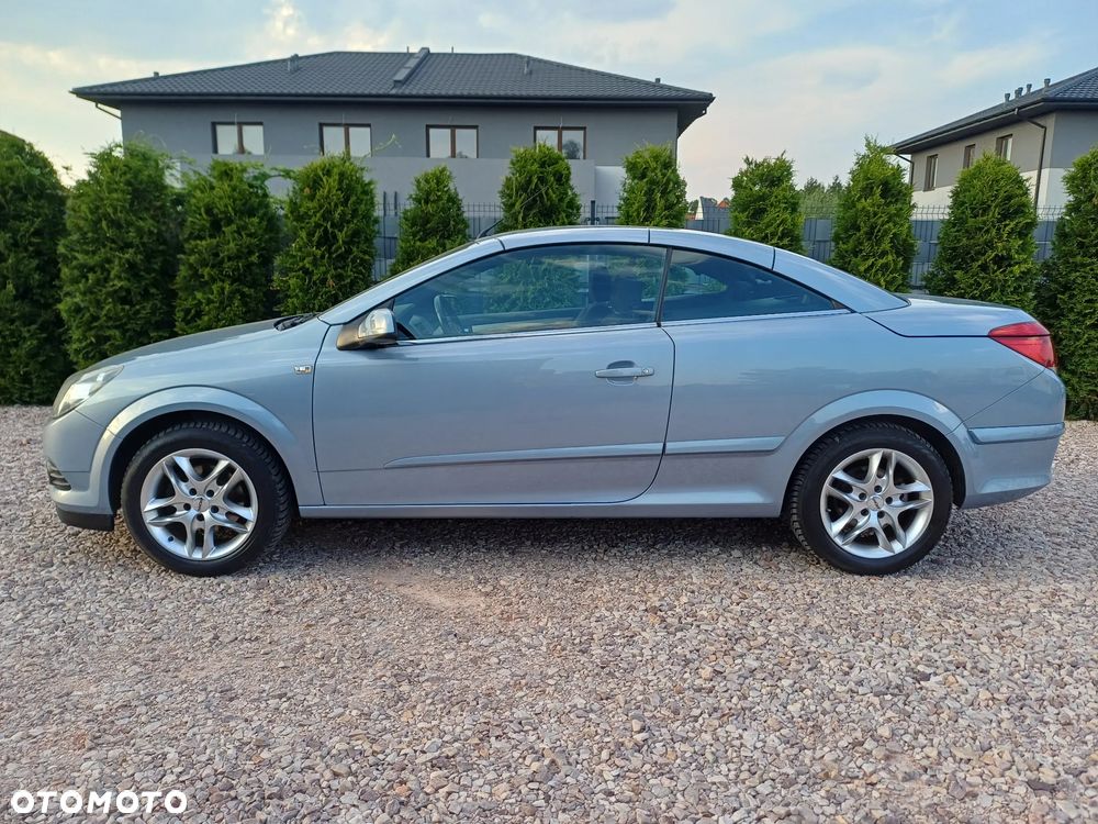 Opel Astra 1.6 Enjoy - 16
