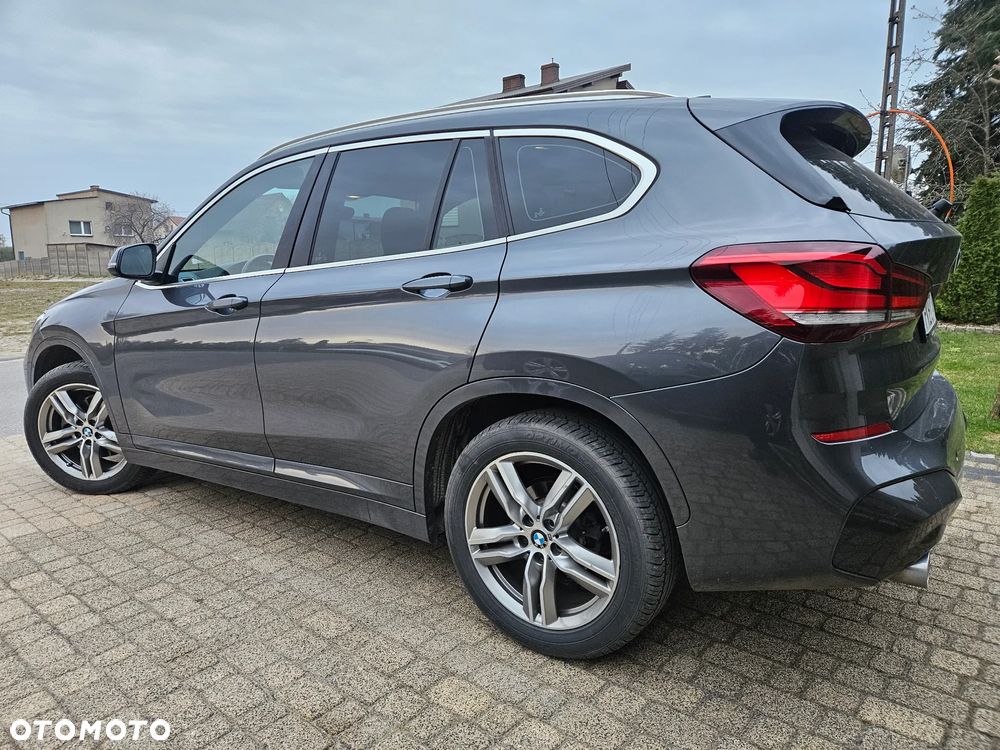 BMW X1 sDrive18d Business Edition sport - 12