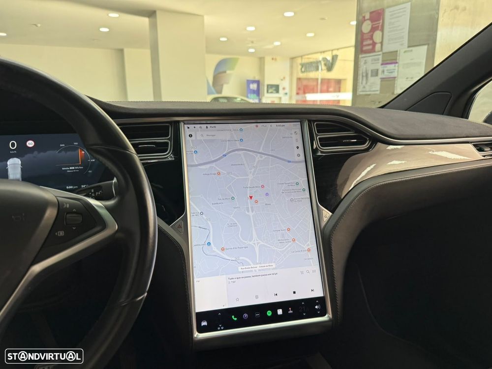 Tesla Model X 100D - 23