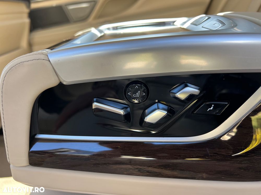 BMW Seria 7 745Le xDrive AT PHEV - 16
