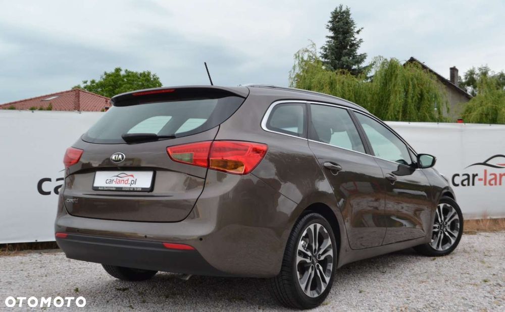 Kia Ceed - 15