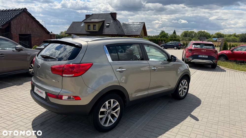 Kia Sportage 1.7 CRDI 2WD Spirit - 9