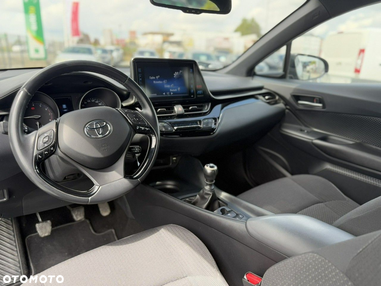 Toyota C-HR 1.2 T Active - 12