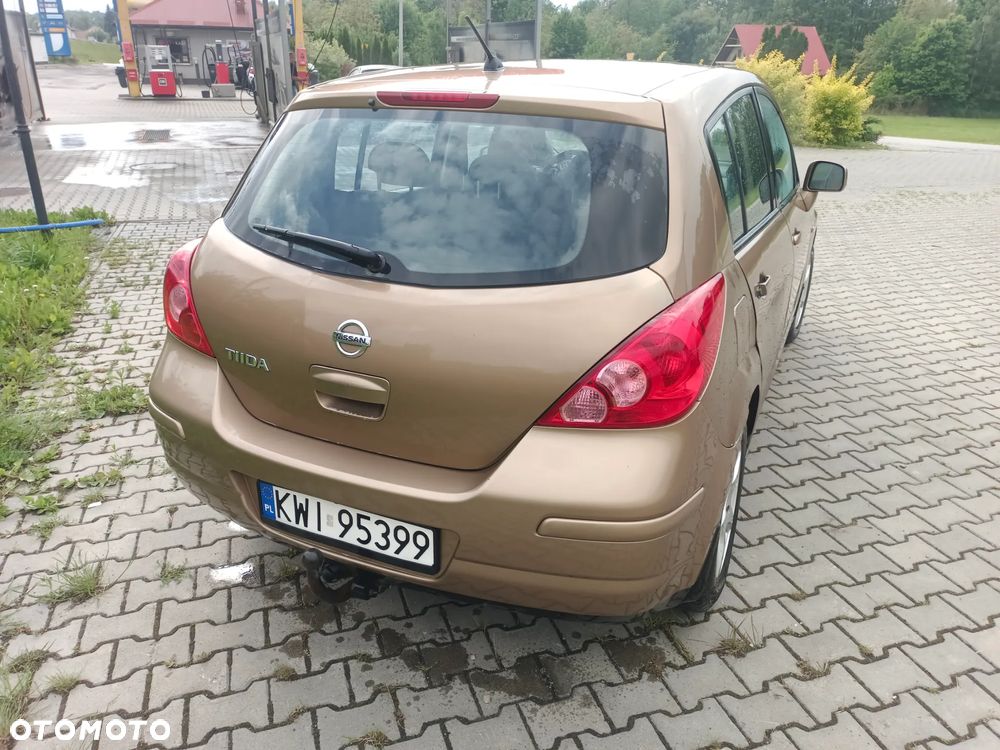Nissan Tiida 1.6 Tekna - 24