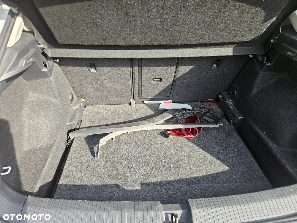 Volkswagen T-Roc 2.0 TDI SCR 4MOTION DSG UNITED - 10