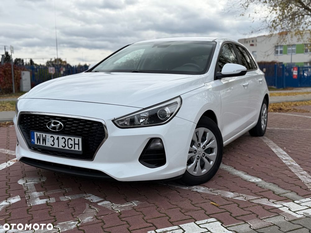 Hyundai i30 1.6 D Classic + - 6