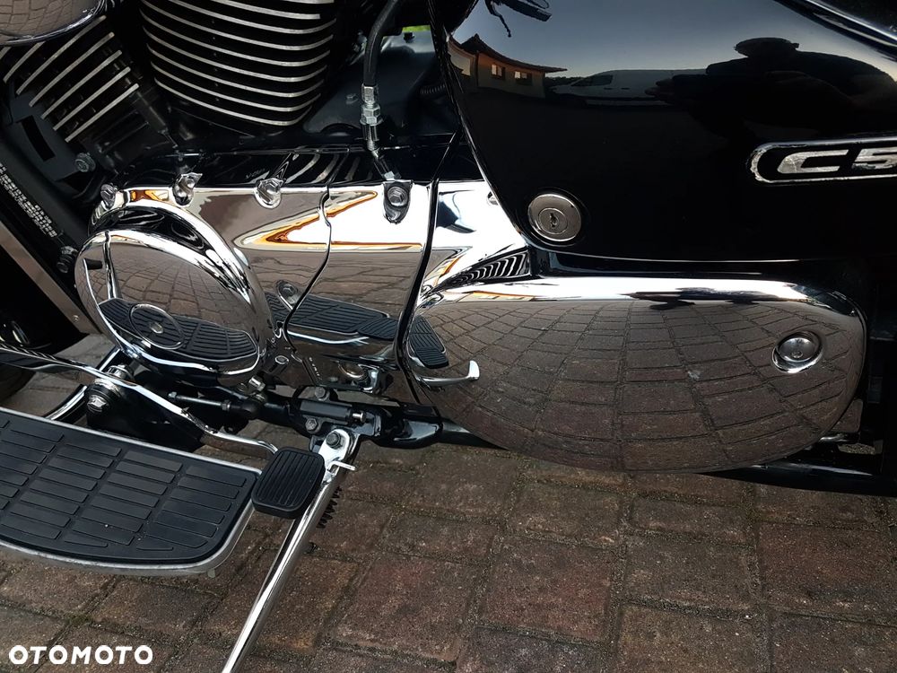 Suzuki VL 800 Volusia - Boulevard C50 - 18