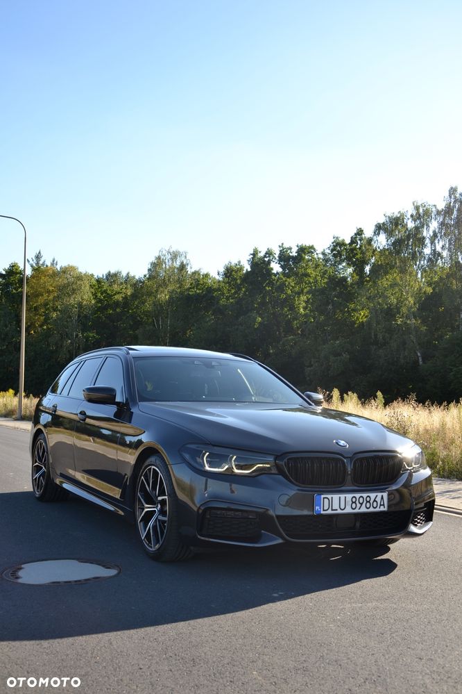 BMW Seria 5 520d M Sport - 1