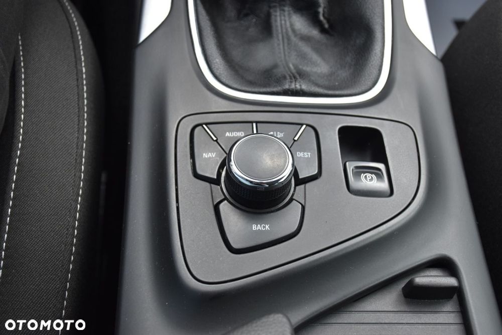 Opel Insignia 2.0 CDTI Design Edition - 24
