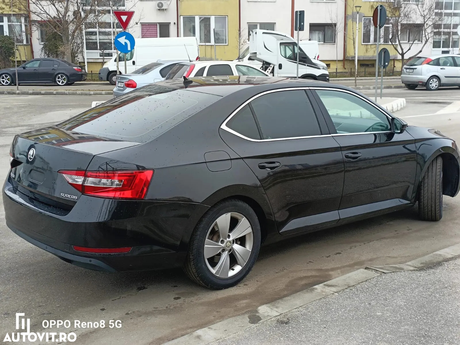 Skoda Superb 2.0 TDI Ambition - 8