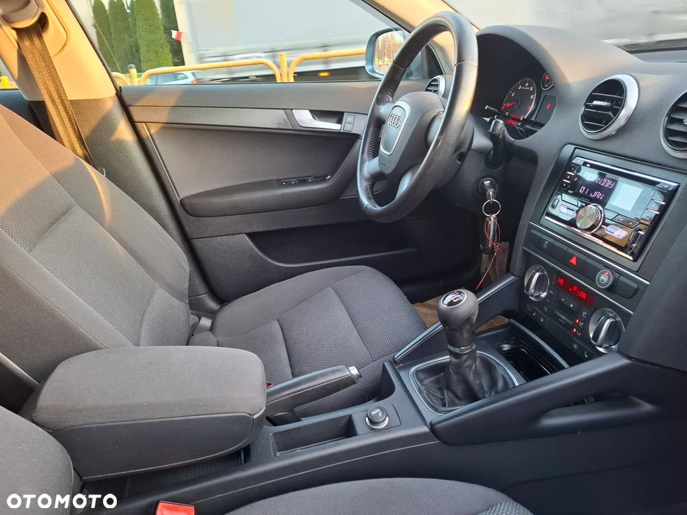 Audi A3 Sportback 1.6 Ambition - 26