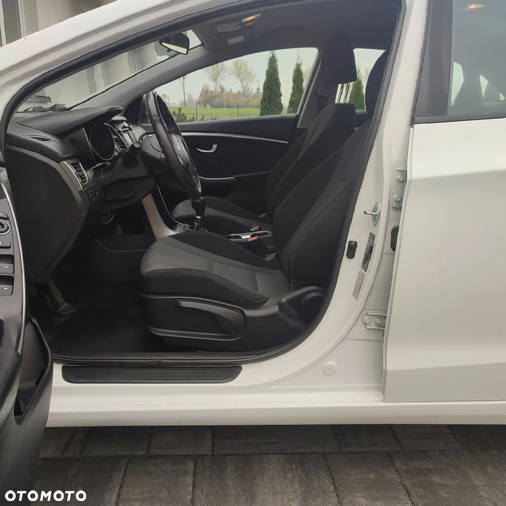 Hyundai i30 1.4 Classic - 14