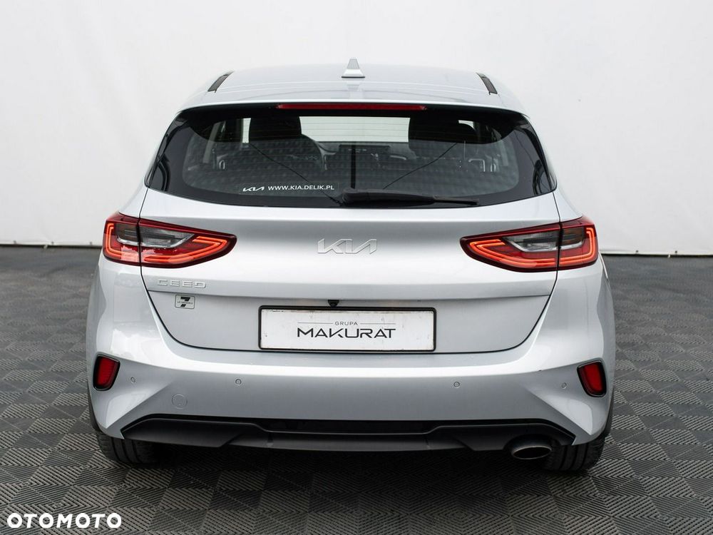 Kia Ceed 1.5 T-GDI M - 8