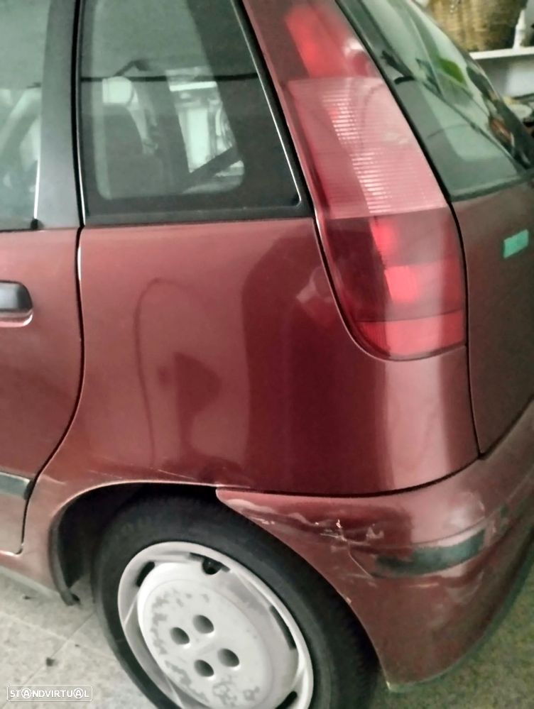 Fiat Punto 75 ELX - 12