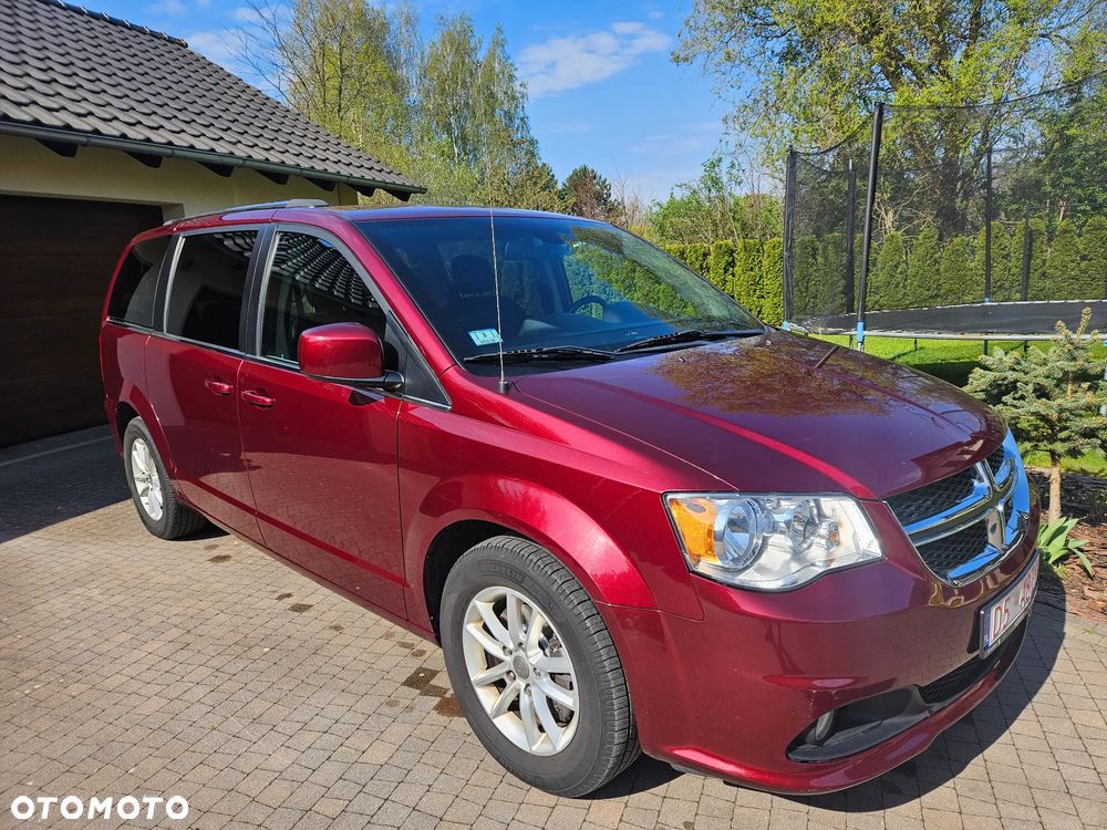 Dodge Grand Caravan - 3