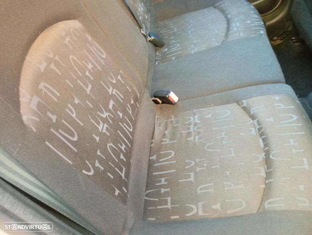 Peugeot 206 1.1 Black & Silver - 12