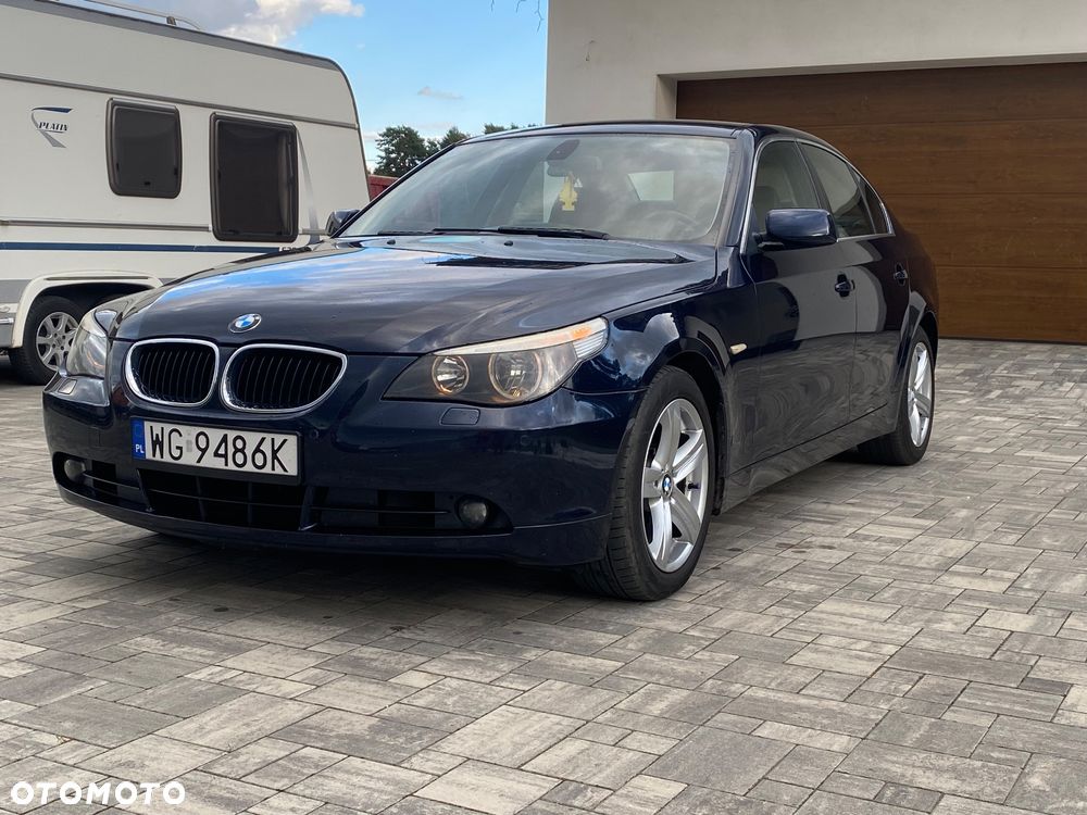 BMW Seria 5 525i - 2