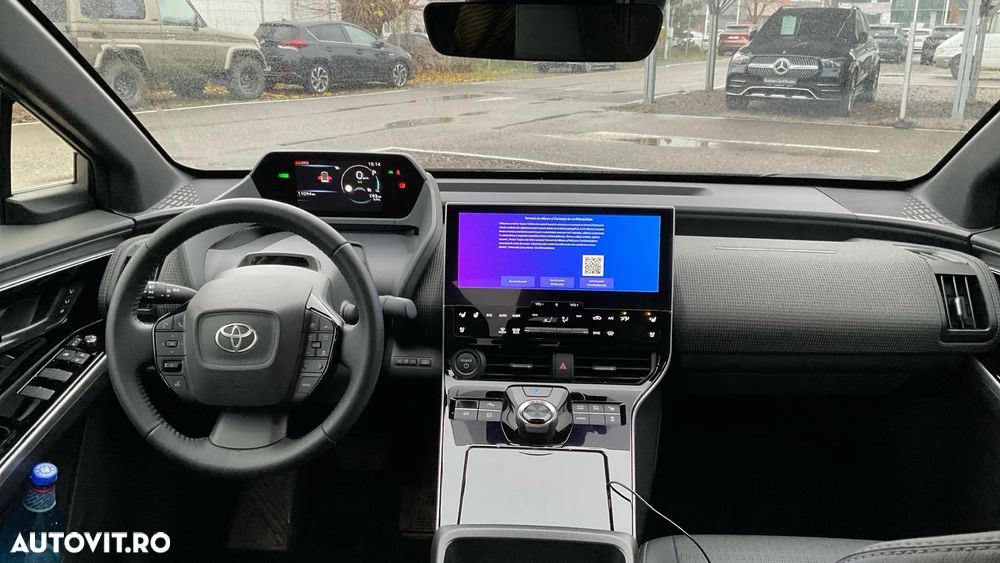 Toyota BZ4X 150 KW FWD (4x2) Luxury Style - 16