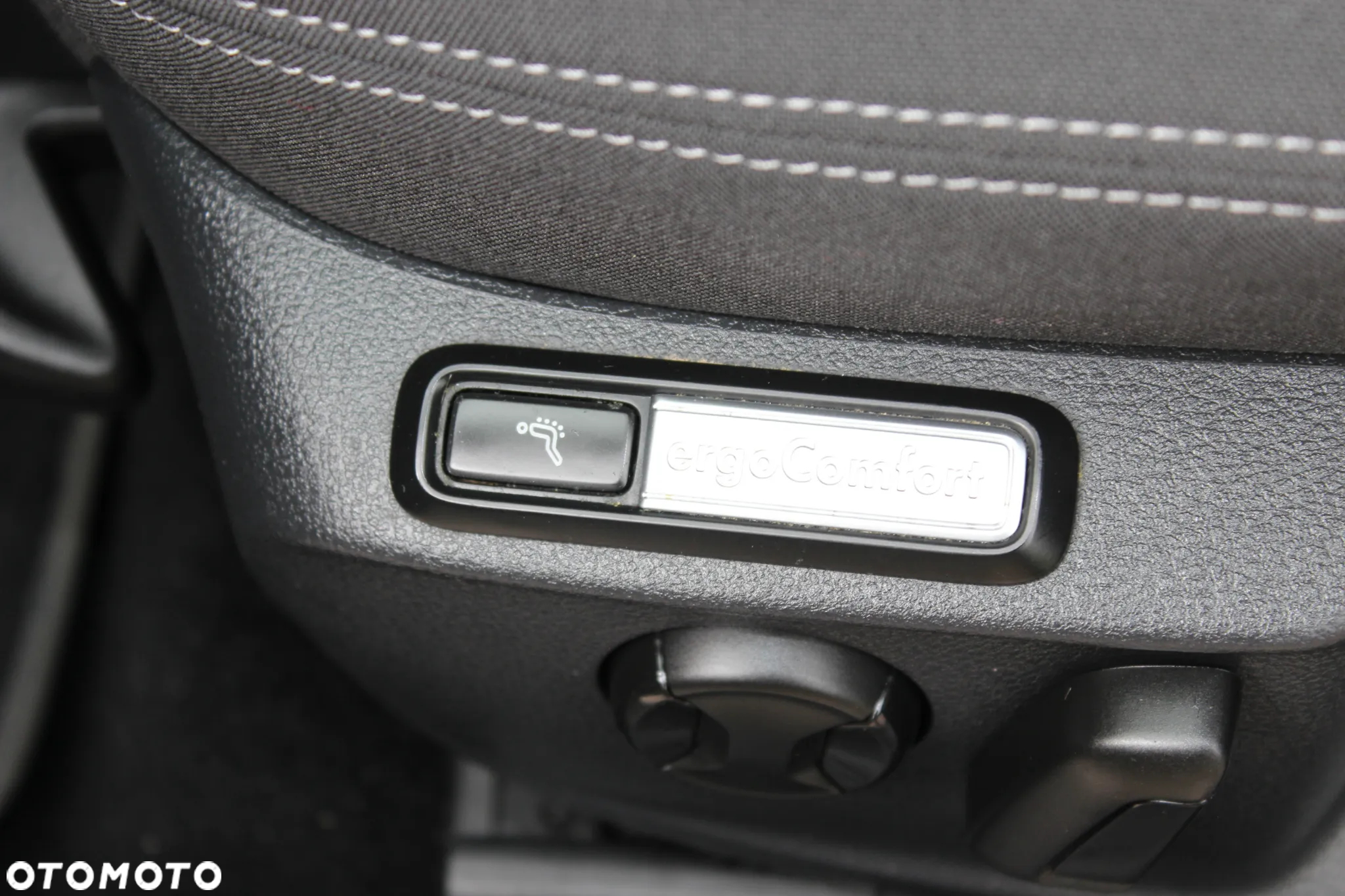 Volkswagen Passat Variant 2.0 TDI SCR DSG Business - 16