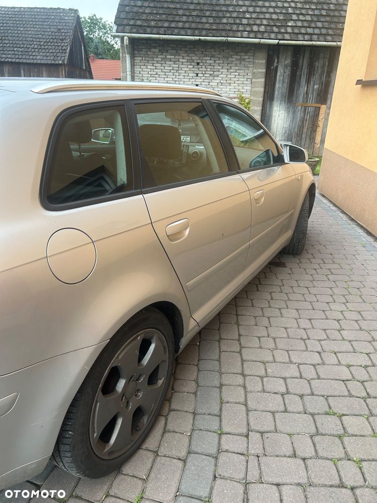 Audi A3 Sportback 2.0 TDI Ambiente - 5