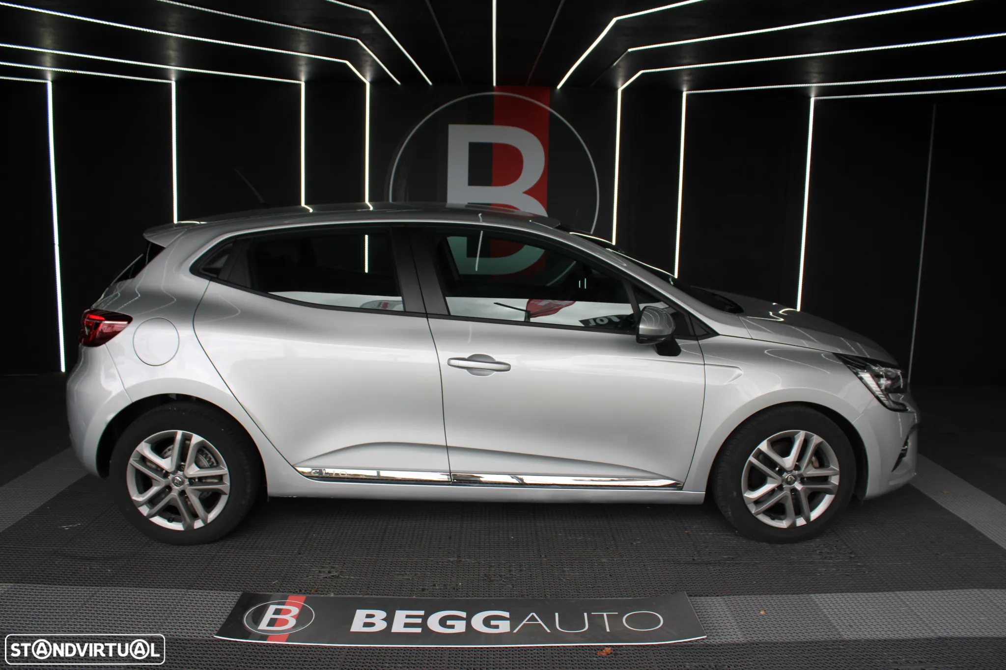 Renault Clio 1.5 Blue dCi Intens - 2