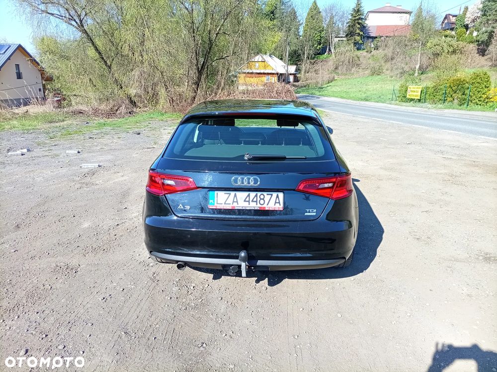 Audi A3 Sportback 1.6 TDI ultra Attraction - 5