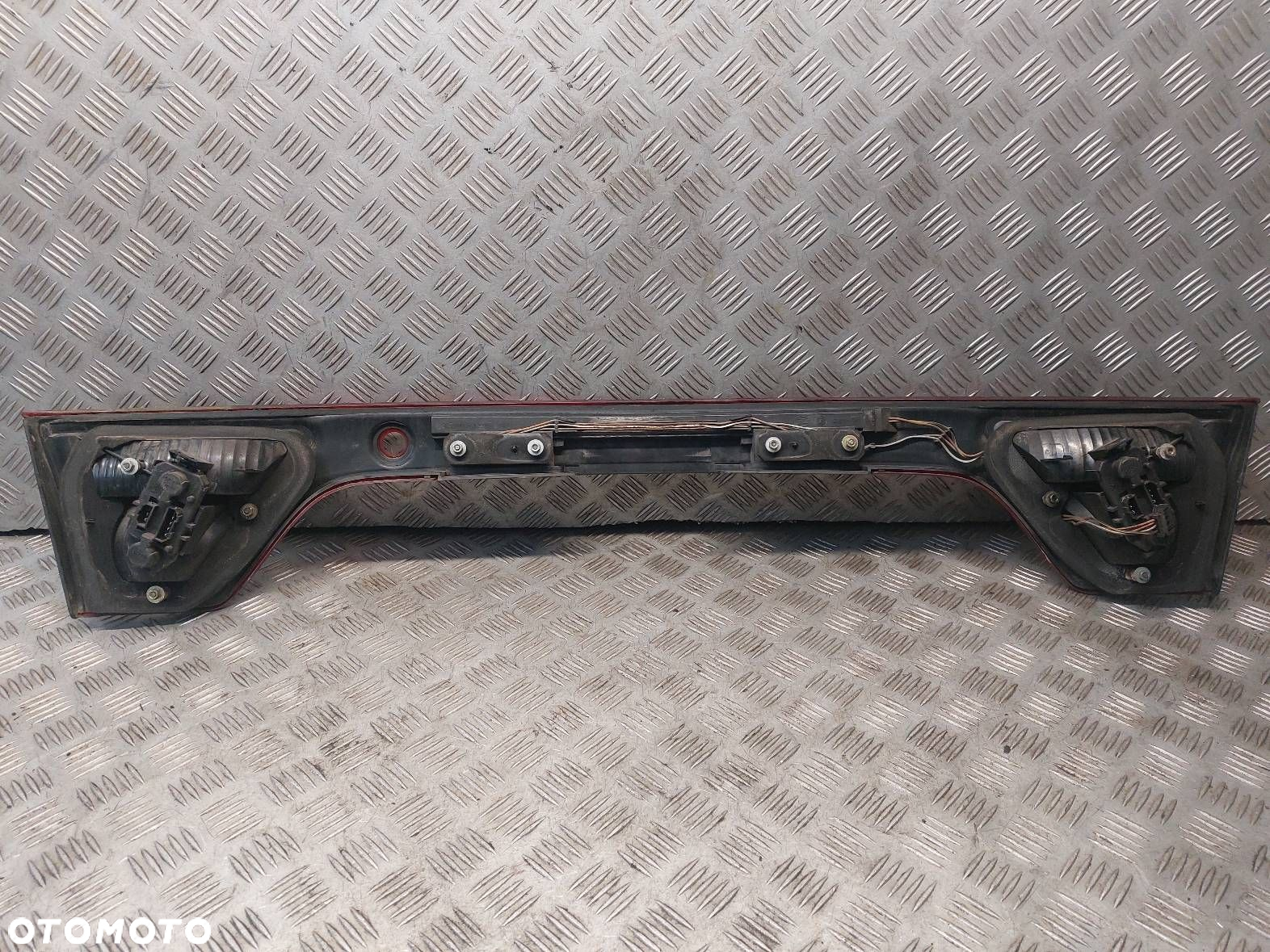 BLENDA KLAPY LAMPY SEAT TOLEDO II 1M5945225D 1M5945096B 1M5945095B - 12