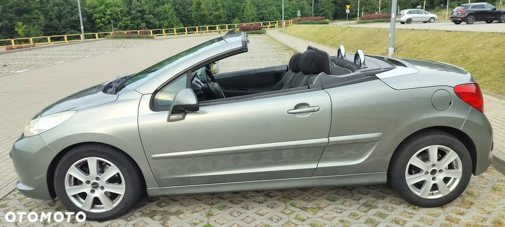 Peugeot 207 CC - 17