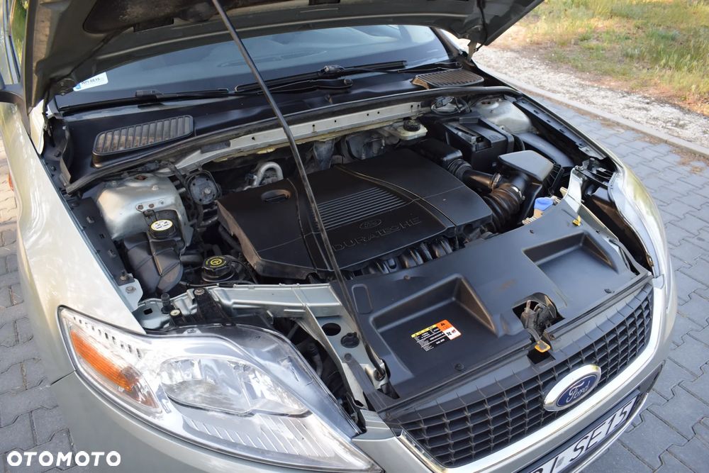 Ford Mondeo - 17