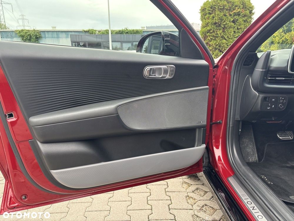 Hyundai IONIQ 6 77kWh Black Edition - 24