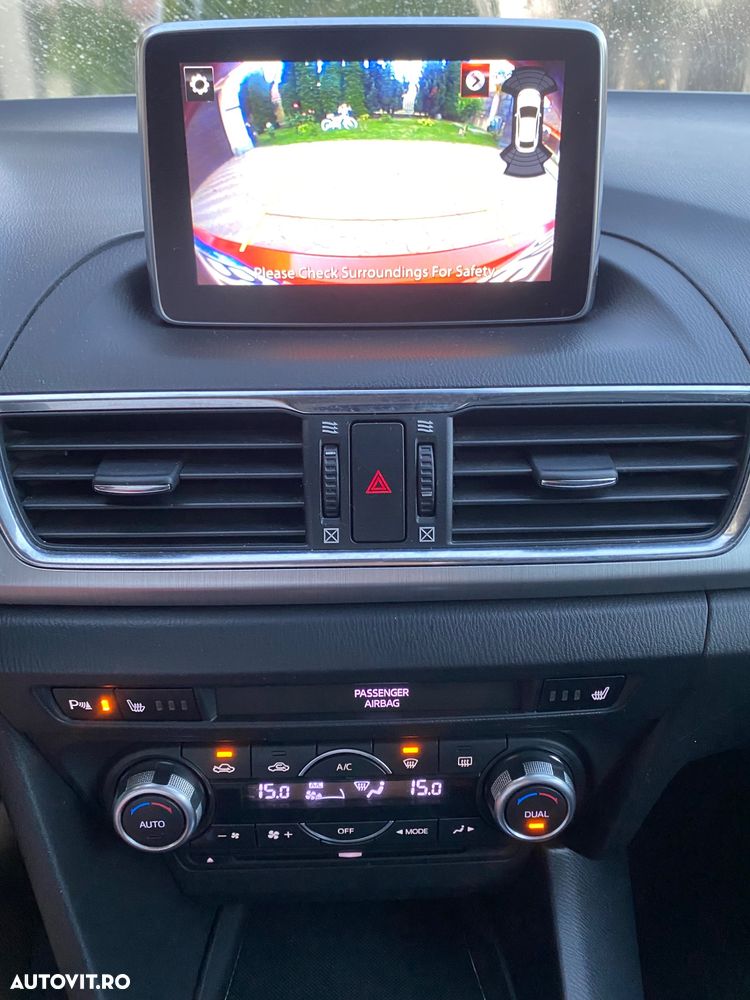 Mazda 3 - 14