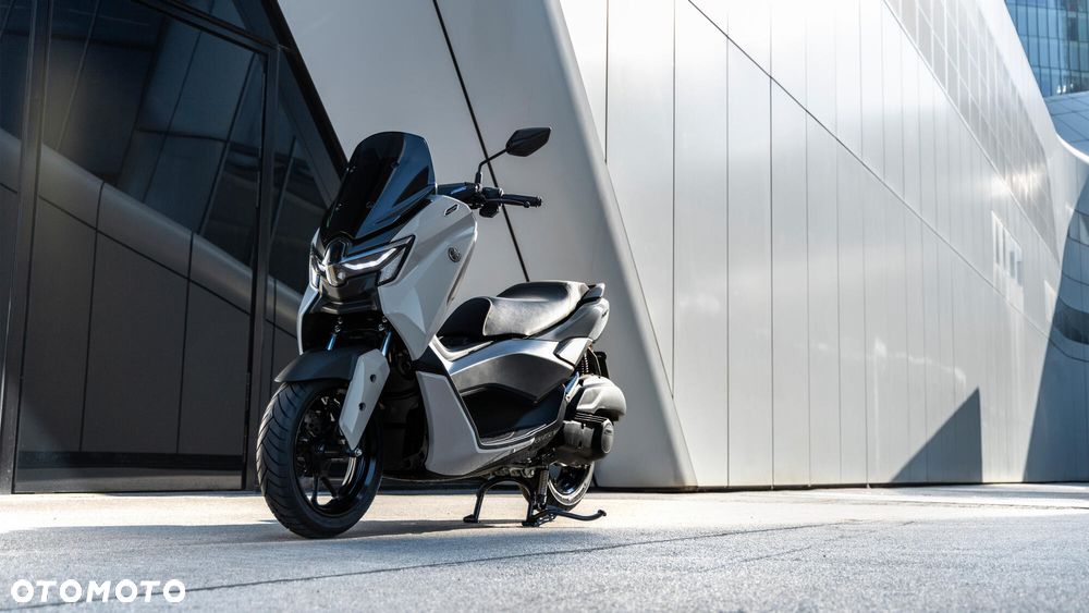Yamaha NMAX - 7