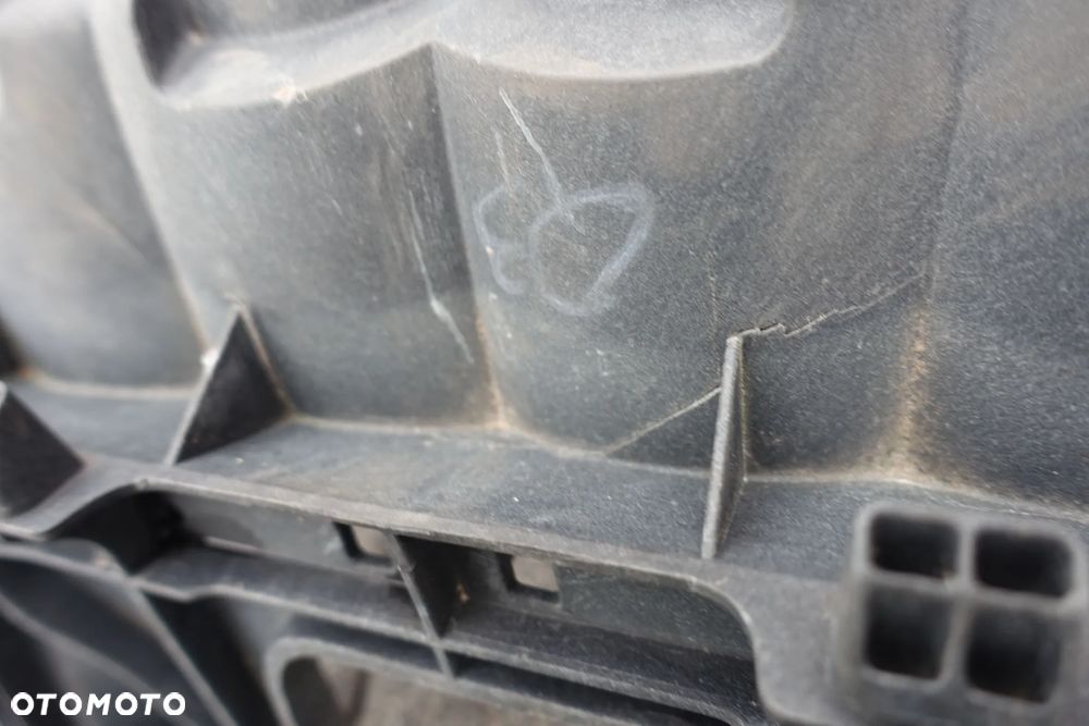 WZMOCNIENIE ATRAPY GRILLA AUDI Q3 15r- LIFT 8U0 - 4