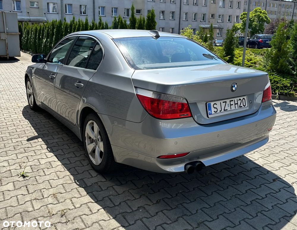 BMW Seria 5 530xi - 4
