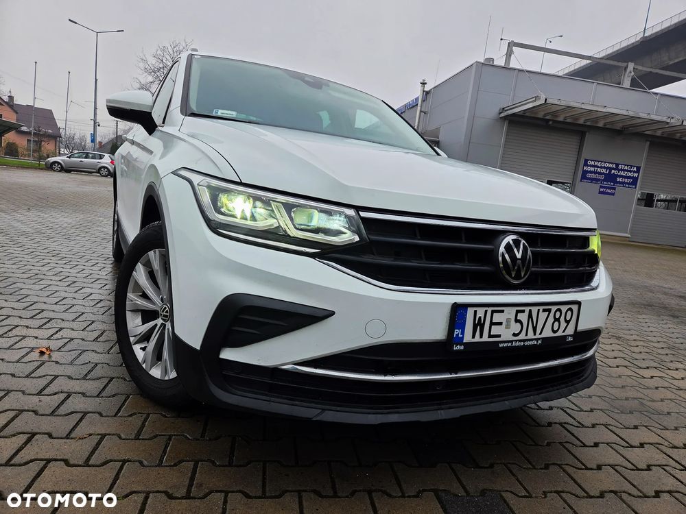 Volkswagen Tiguan 2.0 TDI SCR Life DSG - 1